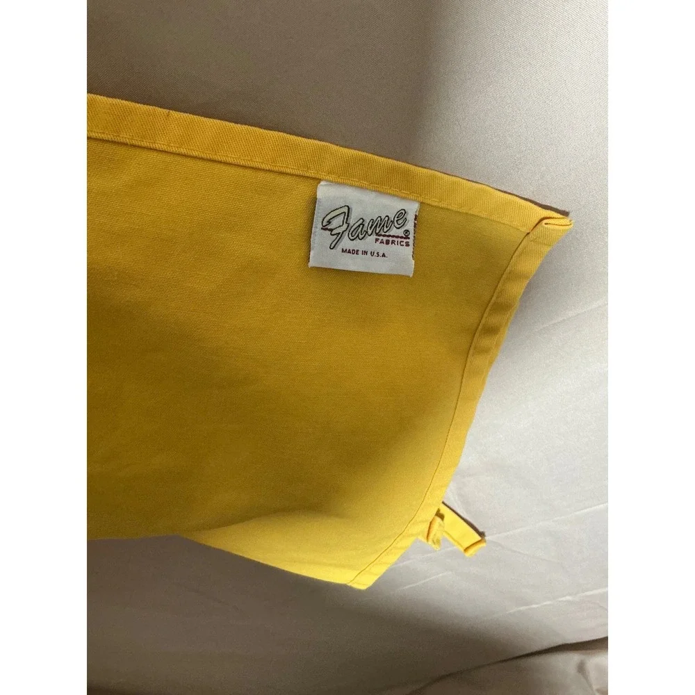 Fame Fabrics Seattle Pike Place Market Apron Unisex OS Yellow Good Graphic USA